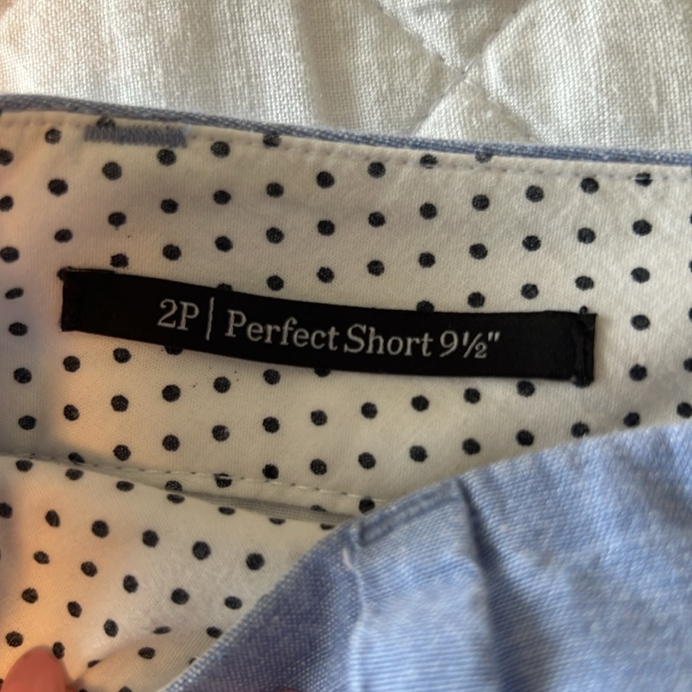 Talbots perfect Short - Picture 4 of 6